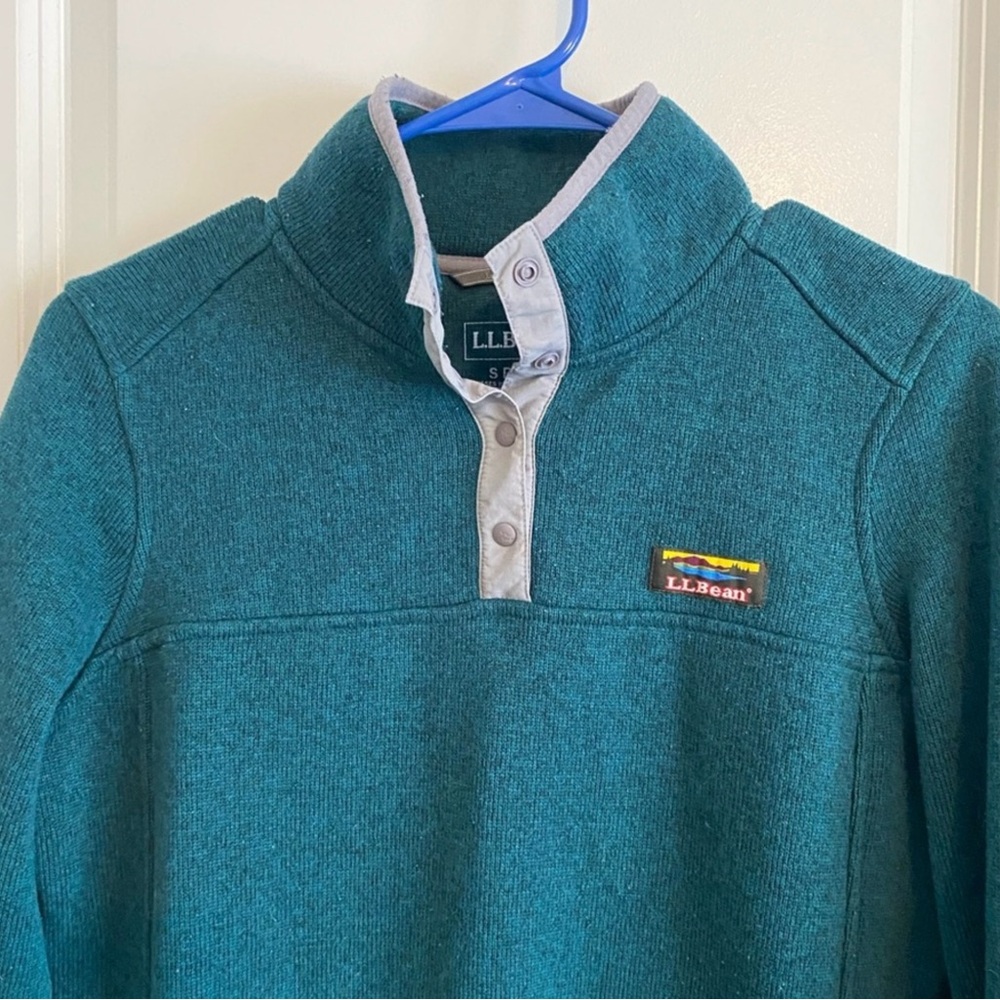 L.L. Bean Classic Teal Fleece Pullover - Picture 3 of 5
